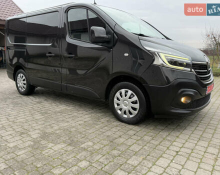Черный Рено Трафик, объемом двигателя 2 л и пробегом 198 тыс. км за 21850 $, фото 41 на Automoto.ua