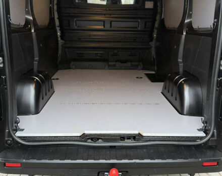 Черный Рено Трафик, объемом двигателя 2 л и пробегом 198 тыс. км за 21850 $, фото 99 на Automoto.ua