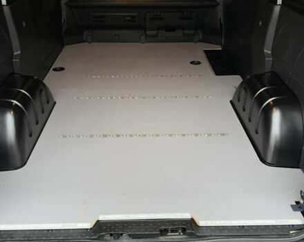 Черный Рено Трафик, объемом двигателя 2 л и пробегом 198 тыс. км за 21850 $, фото 103 на Automoto.ua