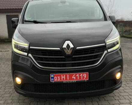 Черный Рено Трафик, объемом двигателя 2 л и пробегом 198 тыс. км за 21850 $, фото 121 на Automoto.ua