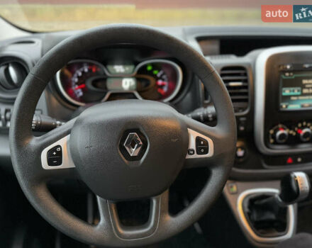 Черный Рено Трафик, объемом двигателя 2 л и пробегом 198 тыс. км за 21850 $, фото 69 на Automoto.ua