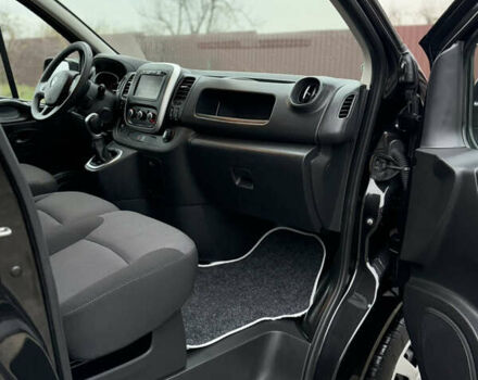 Черный Рено Трафик, объемом двигателя 2 л и пробегом 198 тыс. км за 21850 $, фото 53 на Automoto.ua