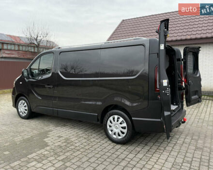 Черный Рено Трафик, объемом двигателя 2 л и пробегом 198 тыс. км за 21850 $, фото 106 на Automoto.ua