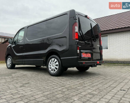 Черный Рено Трафик, объемом двигателя 2 л и пробегом 198 тыс. км за 21850 $, фото 23 на Automoto.ua