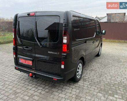 Черный Рено Трафик, объемом двигателя 2 л и пробегом 198 тыс. км за 21850 $, фото 28 на Automoto.ua