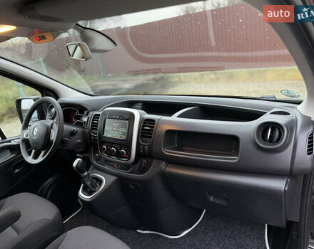 Черный Рено Трафик, объемом двигателя 2 л и пробегом 198 тыс. км за 21850 $, фото 55 на Automoto.ua