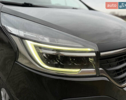 Черный Рено Трафик, объемом двигателя 2 л и пробегом 198 тыс. км за 21850 $, фото 132 на Automoto.ua