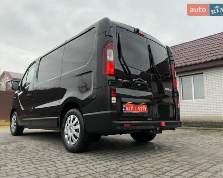Черный Рено Трафик, объемом двигателя 2 л и пробегом 198 тыс. км за 21850 $, фото 143 на Automoto.ua