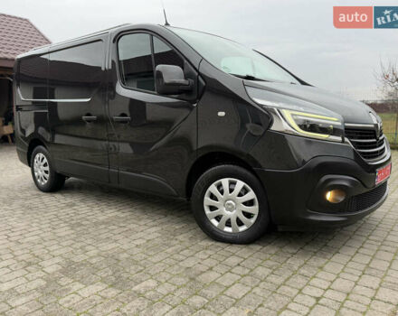 Черный Рено Трафик, объемом двигателя 2 л и пробегом 198 тыс. км за 21850 $, фото 11 на Automoto.ua