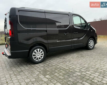 Черный Рено Трафик, объемом двигателя 2 л и пробегом 198 тыс. км за 21850 $, фото 148 на Automoto.ua
