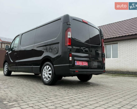 Чорний Рено Трафік, об'ємом двигуна 2 л та пробігом 189 тис. км за 22999 $, фото 117 на Automoto.ua