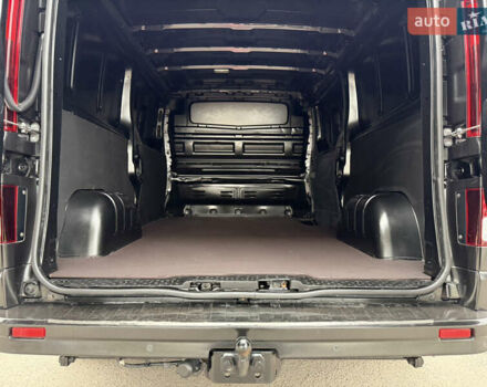Черный Рено Трафик, объемом двигателя 2 л и пробегом 117 тыс. км за 21300 $, фото 25 на Automoto.ua