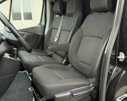 Чорний Рено Трафік, об'ємом двигуна 2 л та пробігом 189 тис. км за 22999 $, фото 57 на Automoto.ua