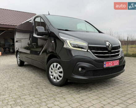 Чорний Рено Трафік, об'ємом двигуна 2 л та пробігом 189 тис. км за 22999 $, фото 8 на Automoto.ua