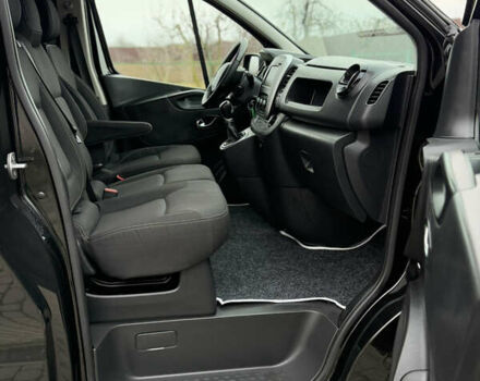 Чорний Рено Трафік, об'ємом двигуна 2 л та пробігом 189 тис. км за 22999 $, фото 39 на Automoto.ua