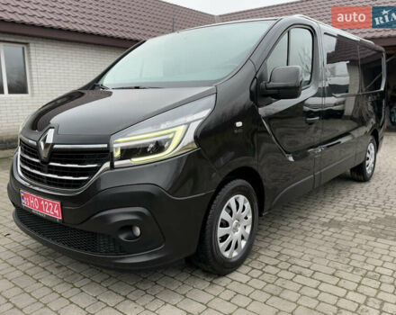 Чорний Рено Трафік, об'ємом двигуна 2 л та пробігом 189 тис. км за 22999 $, фото 130 на Automoto.ua