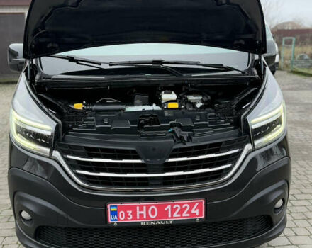 Чорний Рено Трафік, об'ємом двигуна 2 л та пробігом 189 тис. км за 22999 $, фото 96 на Automoto.ua