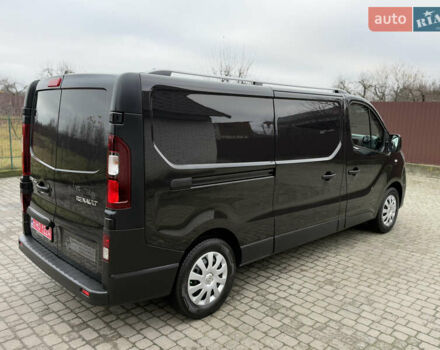 Чорний Рено Трафік, об'ємом двигуна 2 л та пробігом 189 тис. км за 22999 $, фото 27 на Automoto.ua