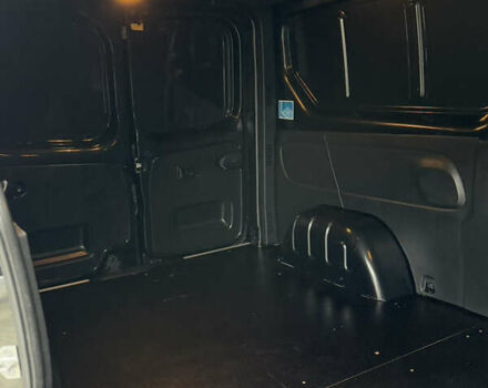 Чорний Рено Трафік, об'ємом двигуна 2 л та пробігом 189 тис. км за 22999 $, фото 87 на Automoto.ua