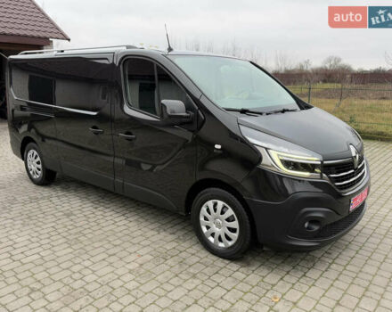 Чорний Рено Трафік, об'ємом двигуна 2 л та пробігом 189 тис. км за 22999 $, фото 126 на Automoto.ua