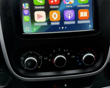 Чорний Рено Трафік, об'ємом двигуна 2 л та пробігом 189 тис. км за 22999 $, фото 62 на Automoto.ua