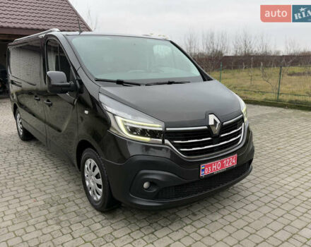 Чорний Рено Трафік, об'ємом двигуна 2 л та пробігом 189 тис. км за 22999 $, фото 128 на Automoto.ua