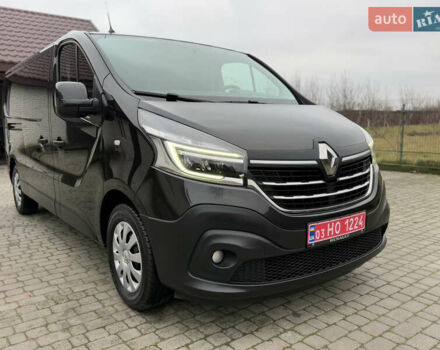 Чорний Рено Трафік, об'ємом двигуна 2 л та пробігом 189 тис. км за 22999 $, фото 129 на Automoto.ua