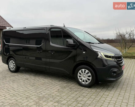 Чорний Рено Трафік, об'ємом двигуна 2 л та пробігом 189 тис. км за 22999 $, фото 36 на Automoto.ua