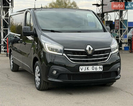 Черный Рено Трафик, объемом двигателя 2 л и пробегом 117 тыс. км за 21300 $, фото 4 на Automoto.ua