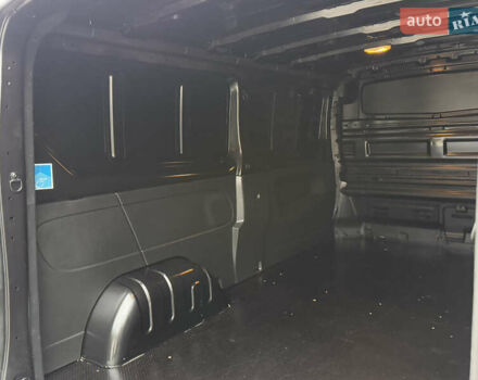 Чорний Рено Трафік, об'ємом двигуна 2 л та пробігом 189 тис. км за 22999 $, фото 93 на Automoto.ua