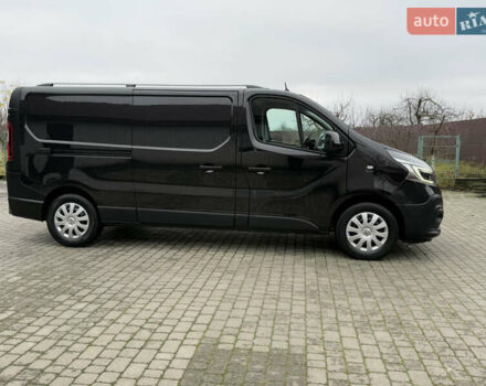 Чорний Рено Трафік, об'ємом двигуна 2 л та пробігом 189 тис. км за 22999 $, фото 35 на Automoto.ua