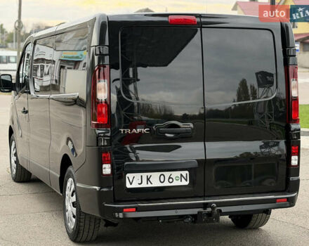 Черный Рено Трафик, объемом двигателя 2 л и пробегом 117 тыс. км за 21300 $, фото 11 на Automoto.ua