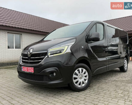 Чорний Рено Трафік, об'ємом двигуна 2 л та пробігом 189 тис. км за 22999 $, фото 3 на Automoto.ua