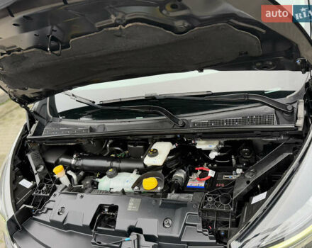 Чорний Рено Трафік, об'ємом двигуна 2 л та пробігом 189 тис. км за 22999 $, фото 97 на Automoto.ua