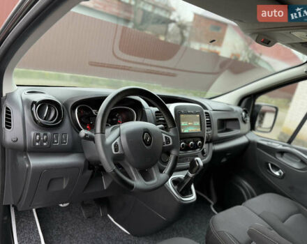 Чорний Рено Трафік, об'ємом двигуна 2 л та пробігом 189 тис. км за 22999 $, фото 59 на Automoto.ua