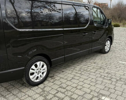 Черный Рено Трафик, объемом двигателя 2 л и пробегом 74 тыс. км за 29900 $, фото 14 на Automoto.ua