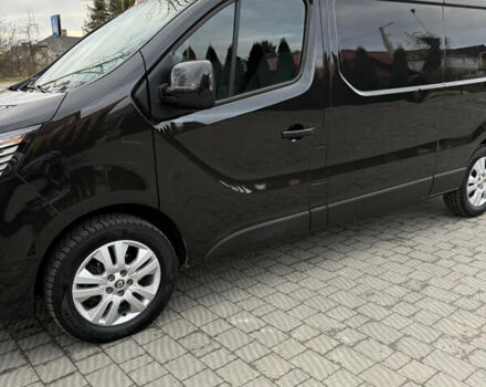 Черный Рено Трафик, объемом двигателя 2 л и пробегом 74 тыс. км за 29900 $, фото 5 на Automoto.ua