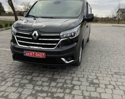 Черный Рено Трафик, объемом двигателя 2 л и пробегом 74 тыс. км за 29900 $, фото 1 на Automoto.ua