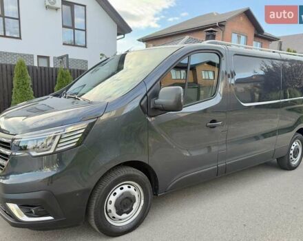 Черный Рено Трафик, объемом двигателя 2 л и пробегом 81 тыс. км за 27900 $, фото 23 на Automoto.ua