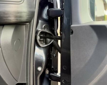 Черный Рено Трафик, объемом двигателя 2 л и пробегом 81 тыс. км за 27900 $, фото 57 на Automoto.ua