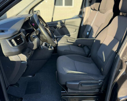 Черный Рено Трафик, объемом двигателя 2 л и пробегом 179 тыс. км за 23450 $, фото 81 на Automoto.ua