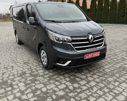 Черный Рено Трафик, объемом двигателя 2 л и пробегом 65 тыс. км за 29900 $, фото 18 на Automoto.ua