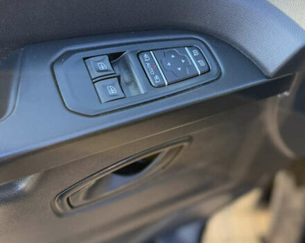 Черный Рено Трафик, объемом двигателя 2 л и пробегом 179 тыс. км за 23450 $, фото 83 на Automoto.ua