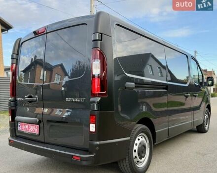 Черный Рено Трафик, объемом двигателя 2 л и пробегом 81 тыс. км за 27900 $, фото 4 на Automoto.ua