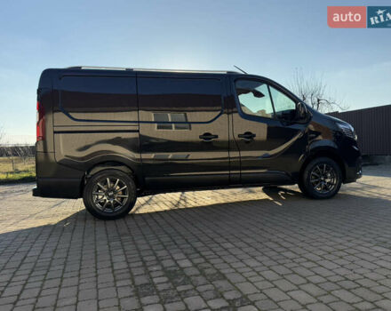 Черный Рено Трафик, объемом двигателя 2 л и пробегом 179 тыс. км за 23450 $, фото 33 на Automoto.ua