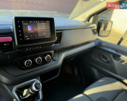 Черный Рено Трафик, объемом двигателя 2 л и пробегом 179 тыс. км за 23450 $, фото 98 на Automoto.ua