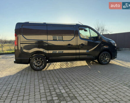 Черный Рено Трафик, объемом двигателя 2 л и пробегом 179 тыс. км за 23450 $, фото 150 на Automoto.ua