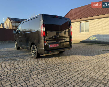 Черный Рено Трафик, объемом двигателя 2 л и пробегом 179 тыс. км за 23450 $, фото 143 на Automoto.ua