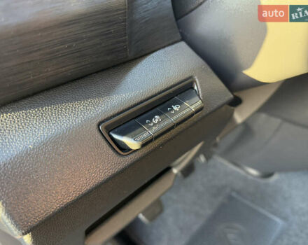 Черный Рено Трафик, объемом двигателя 2 л и пробегом 179 тыс. км за 23450 $, фото 89 на Automoto.ua