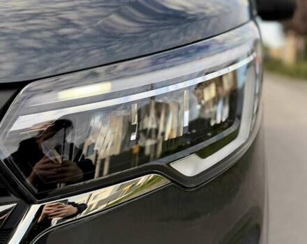 Черный Рено Трафик, объемом двигателя 2 л и пробегом 81 тыс. км за 27900 $, фото 28 на Automoto.ua